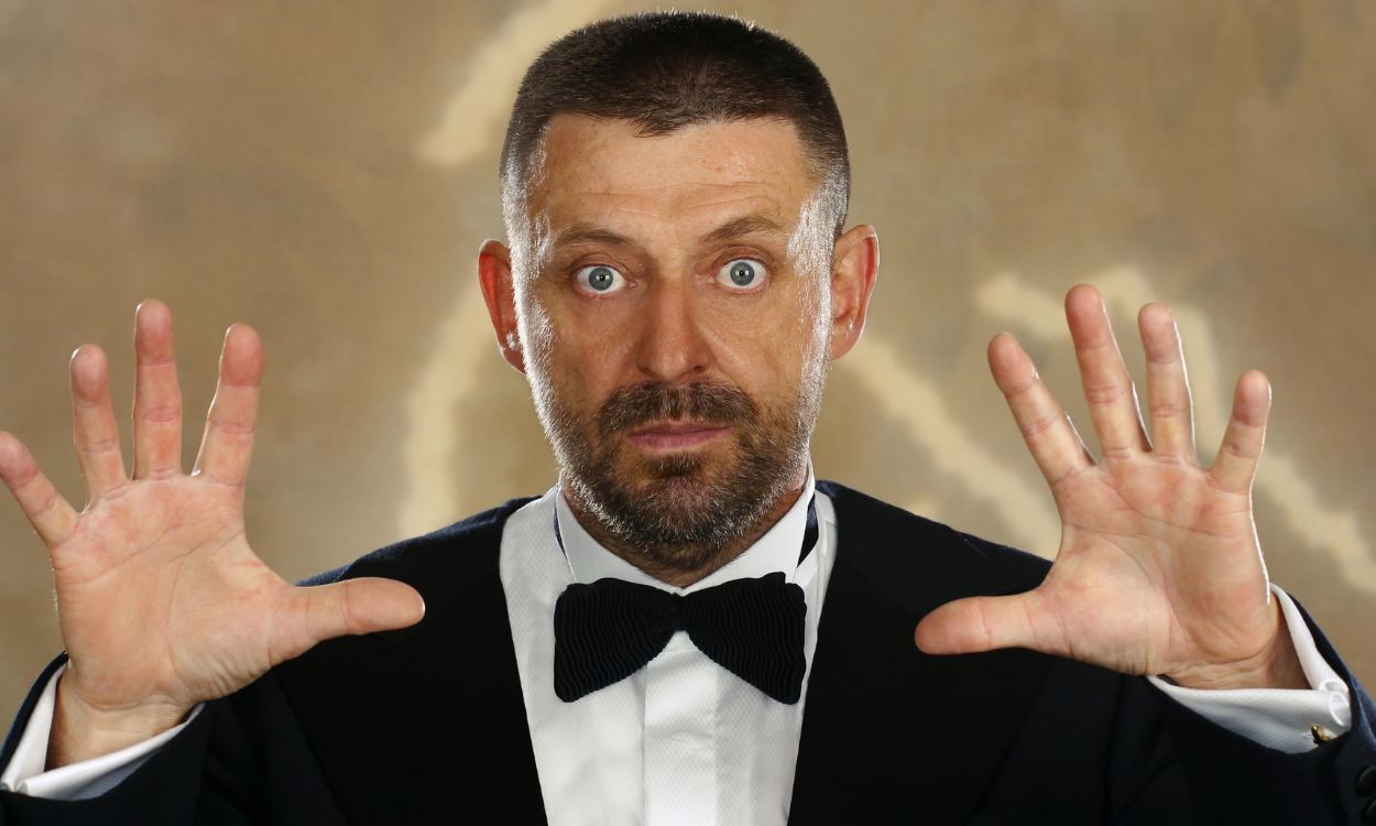 Program Your Mind By Becoming Your Own Hypnotist